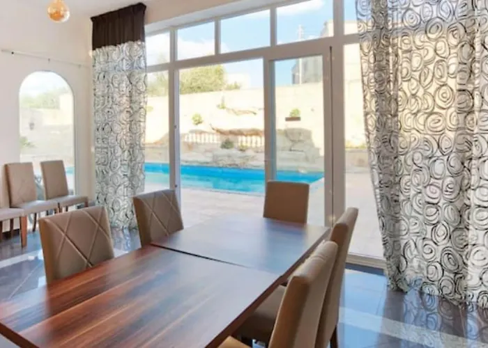 Velver Mansion, Malta - Luxury With Pool *