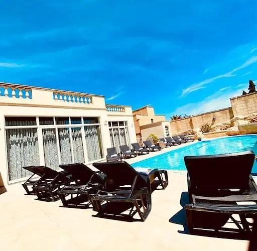 Velver Mansion, Malta - Luxury With Pool *