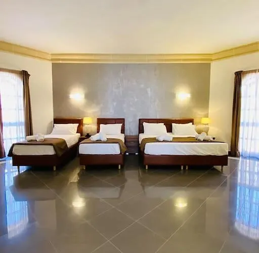 Villa Velver Mansion, Malta - Luxury With Pool *