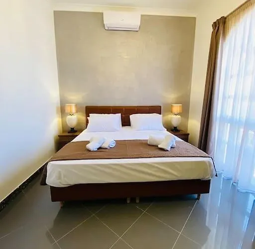 Velver Mansion, Malta - Luxury With Pool Naxxar