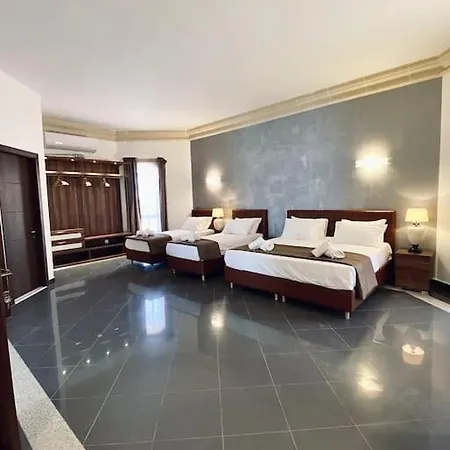 Villa Velver Mansion, Malta - Luxury With Pool Naxxar