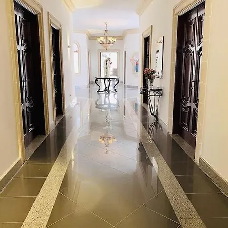 Villa Velver Mansion, Malta - Luxury With Pool Naxxar