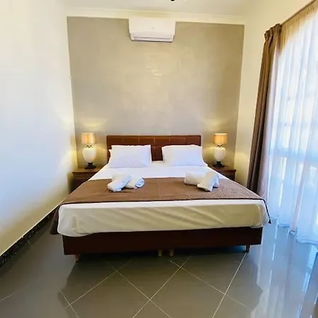 Velver Mansion, Malta - Luxury With Pool Naxxar