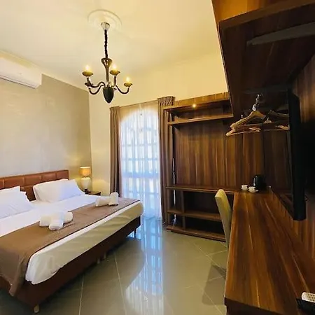 Villa Velver Mansion, Malta - Luxury With Pool Naxxar