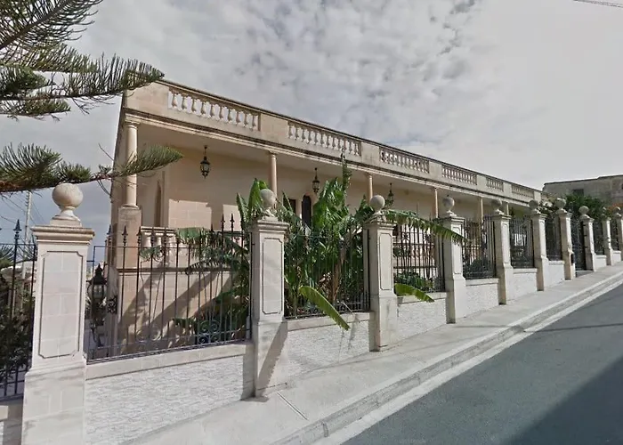 Velver Mansion, Malta - Luxury With Pool